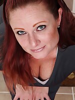 mature women in high heels and stockings